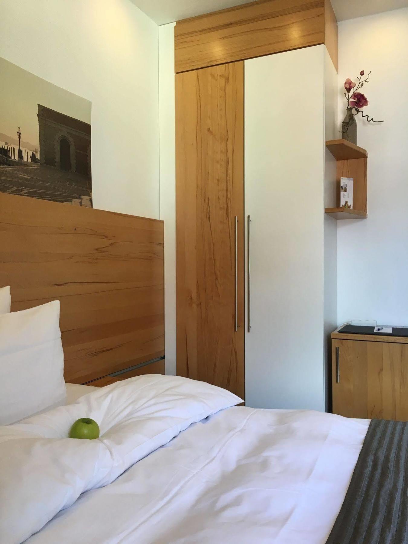 Hotel Heymann ไคเซอร์สเลาเทิร์น ภายนอก รูปภาพ
